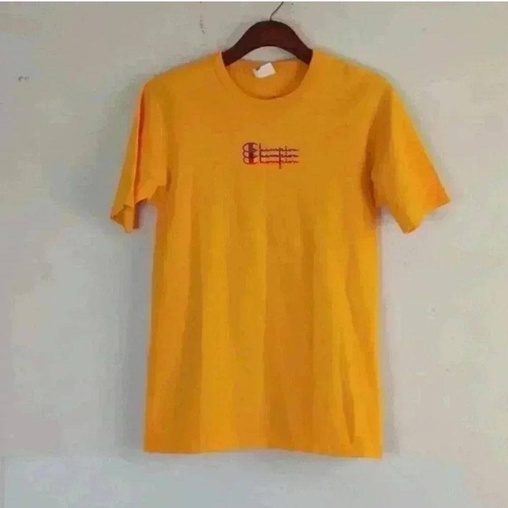 Yellow Champion T shirts 👕